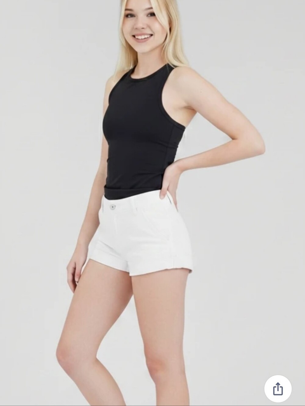 Hollister Women's Cream Color Short Shorts Sz W 33.5 L